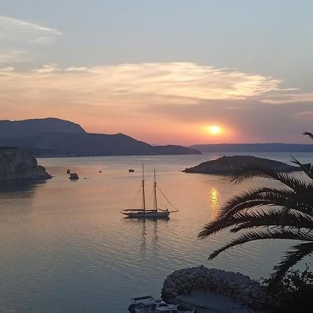 Villa Dina Apartments Almirida Dış mekan fotoğraf